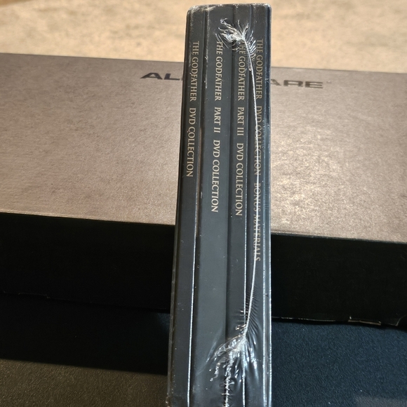 The Godfather DVD Collection DVD Box Set New & Sealed - Picture 2 of 3